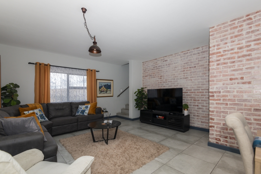 4 Bedroom Property for Sale in Country Club Western Cape